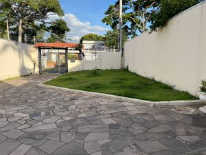 Image 5 - 872865