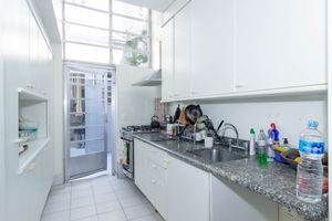 Image 32 - 872870