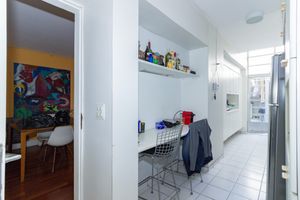 Image 35 - 872870