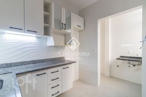 Image 21 - 872876
