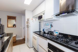 Image 30 - 872881