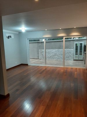 Image 11 - 872882
