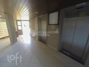 Image 10 - 872885