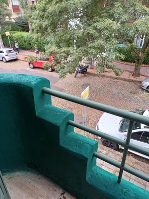 Image 9 - 872888