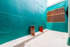 Image 30 - 872888