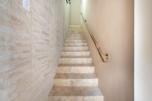 Image 41 - 872888