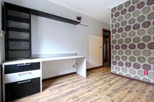 Image 9 - 8729