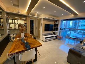 Image 6 - 872973
