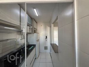 Image 3 - 872974