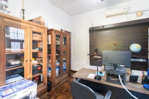 Image 10 - 872979