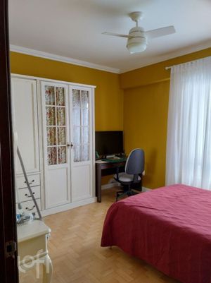 Image 34 - 872986
