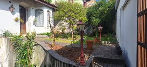 Image 1 - 872993