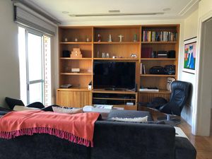 Image 8 - 872995