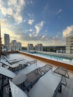 Image 16 - 872999