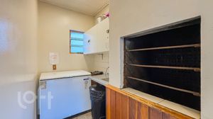 Image 32 - 873010