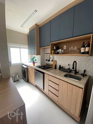Image 6 - 873022