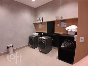 Image 21 - 873027
