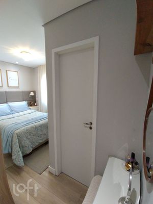 Image 18 - 873066
