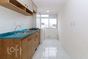 Image 11 - 873068