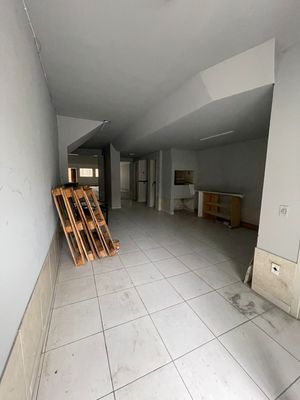 Image 3 - 873074