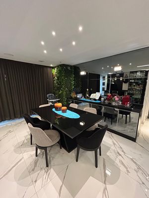Image 8 - 873076