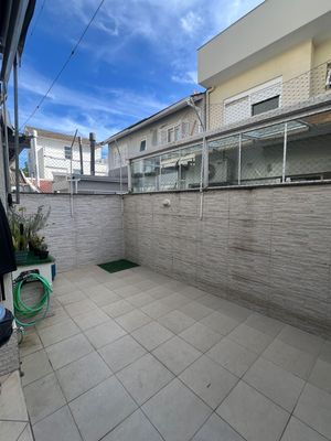 Image 11 - 873077