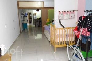 Image 4 - 873078
