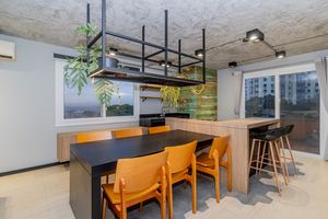 Image 32 - 873081