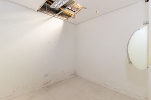 Image 3 - 873082