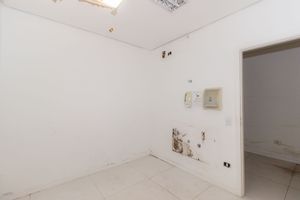 Image 4 - 873082