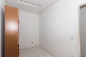 Image 8 - 873082