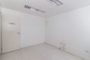 Image 26 - 873082