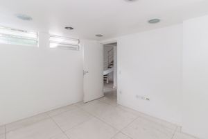 Image 32 - 873082