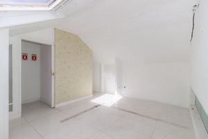 Image 61 - 873082