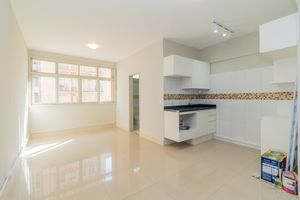 Image 4 - 873083