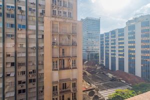 Image 16 - 873083