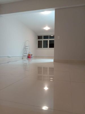 Image 15 - 873083