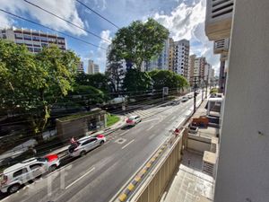 Image 14 - 873086