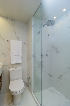 Image 8 - 873088