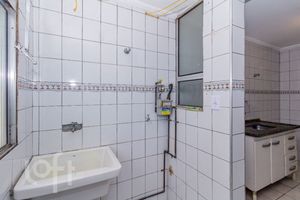 Image 19 - 873097
