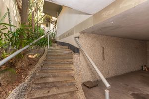 Image 131 - 873103