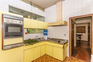 Image 82 - 873103