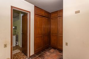 Image 94 - 873103