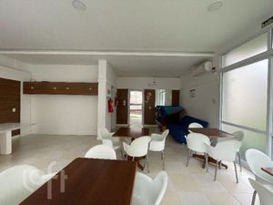 Image 24 - 873124
