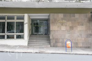 Image 25 - 873130