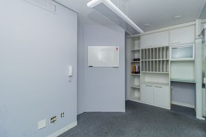 Image 7 - 873132