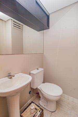 Image 9 - 873132