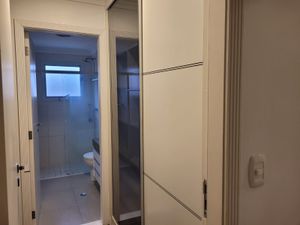 Image 17 - 873148