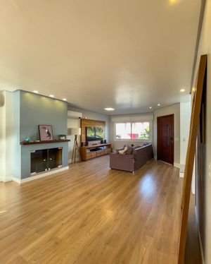 Image 1 - 873156