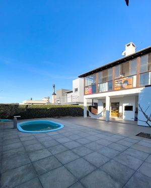Image 8 - 873156